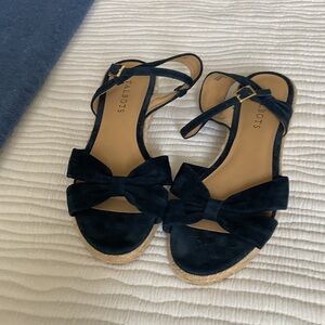Talbots Navy Sandals with Bow and Ankle Strap